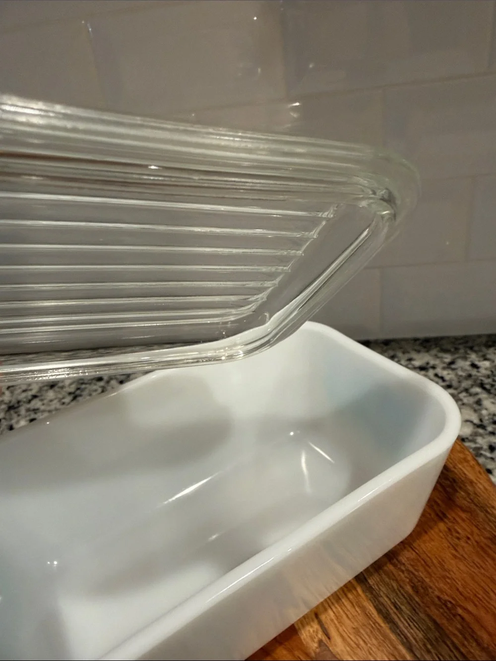 Vintage Pyrex Amish Butterprint